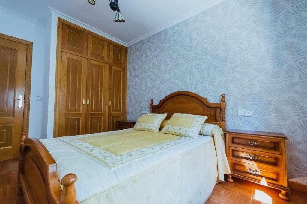 Casa Ourense Guxinde Holiday home A Pereira